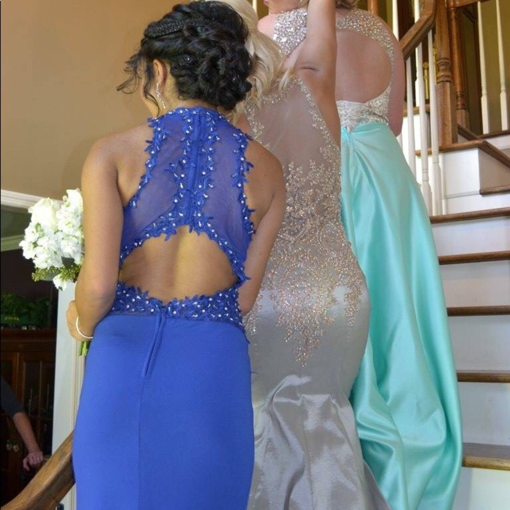 BLUE PROM DRESS - Picture 2 of 4